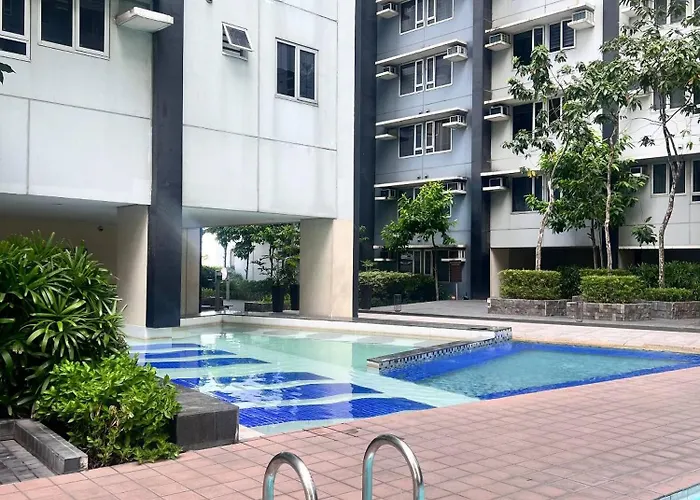 A Cozy 1br 40sqm In Mandaluyong With View Apartment